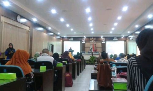 [2018] Penataran Dosen Hukum Ekonomi Islam di FH UII